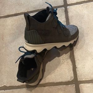 Sorel hiking boots